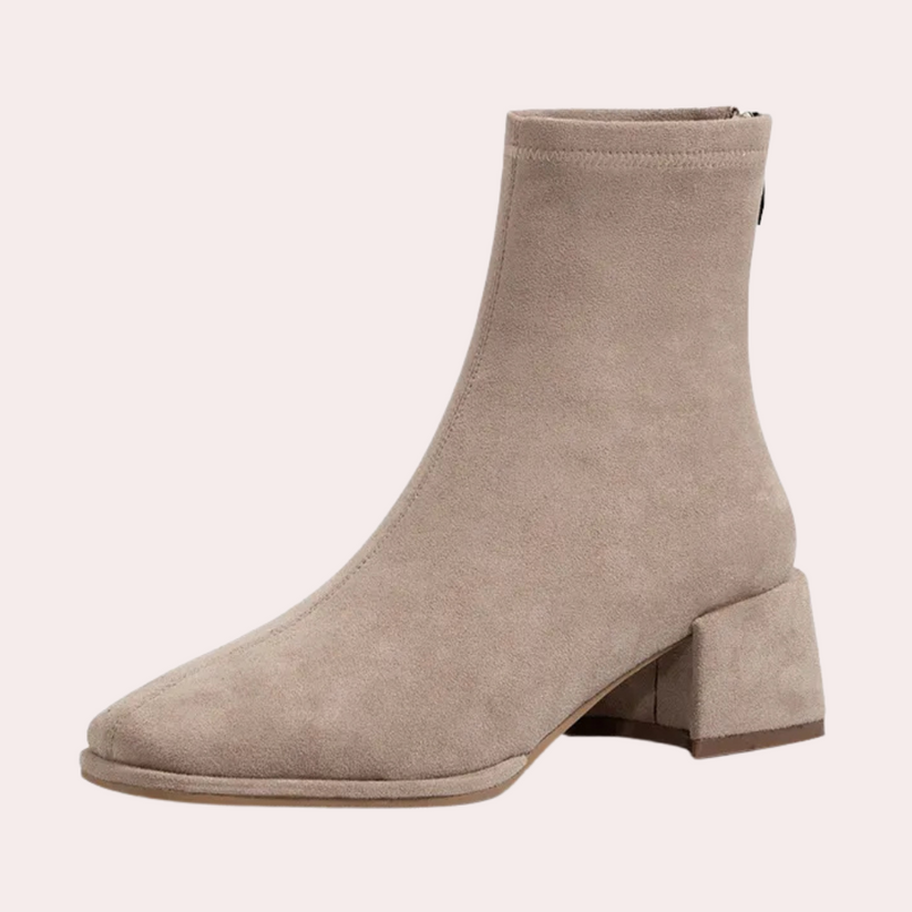 Zapato de tacon y gamuza