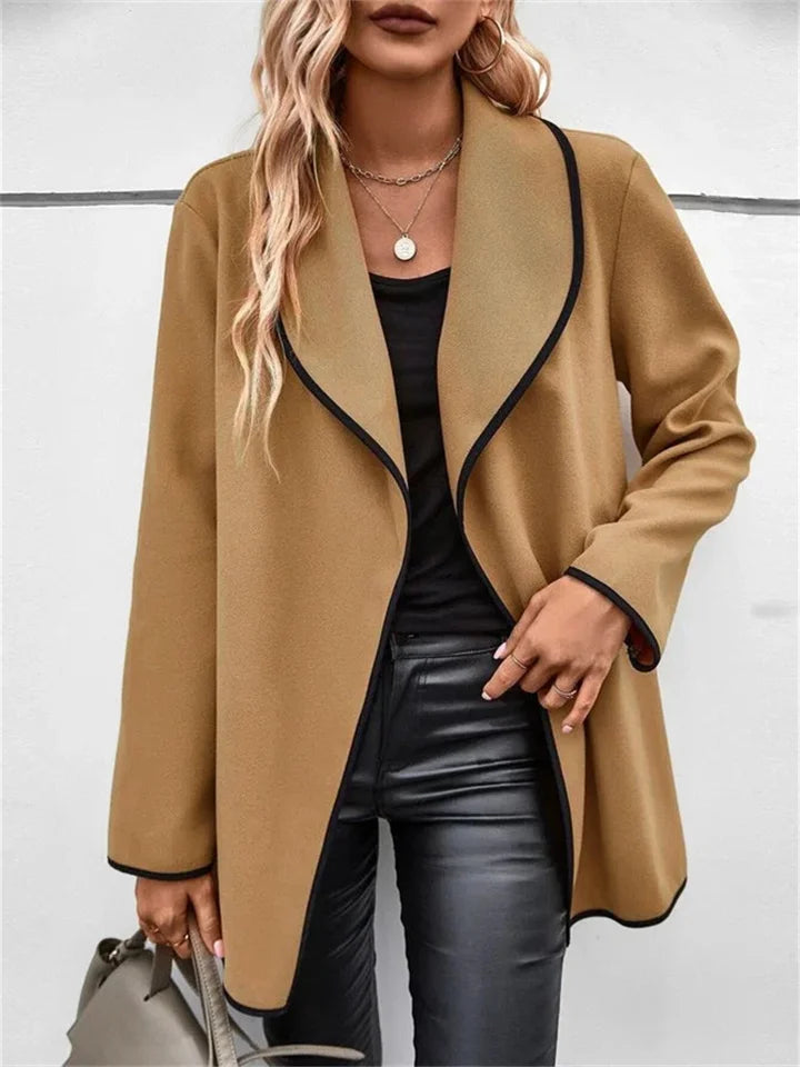 Abrigo elegante de mujer