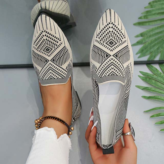 Zapato elegante en punta