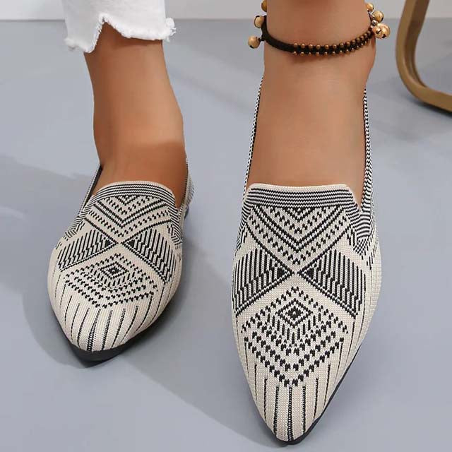 Zapato elegante en punta