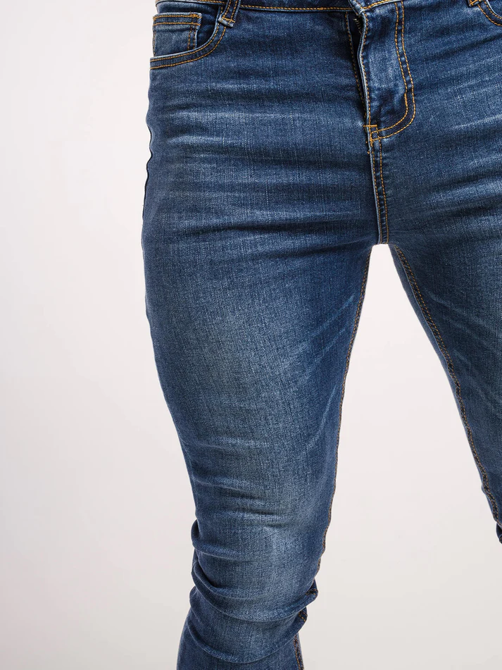 Jeans clasico azul